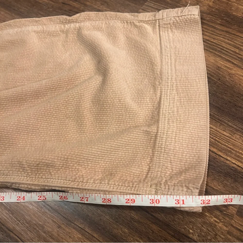 American Eagle Outfitters Super High Rise Wide Leg Tan Corduroy Cargo Pants 10L - Picture 12 of 13